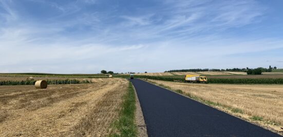 Réalisation d'un chemin agricole à Oberschaeffolsheim